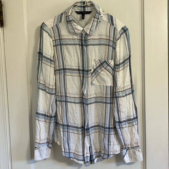White House Black Market Tops - Women’s long sleeved white casual shirt, size 8, white house black market